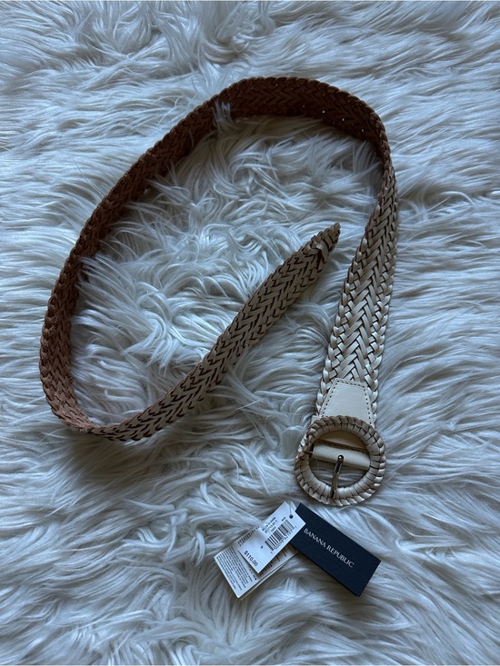 Banana Republic Accessories - Banana Republic braided leather belt